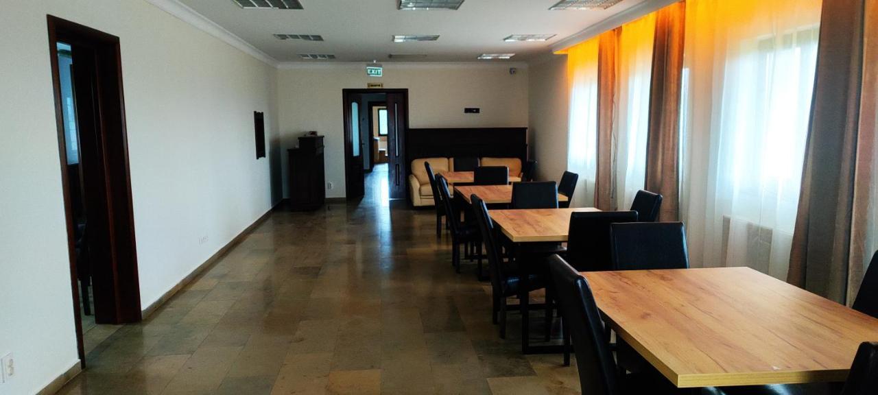 Pensiunea Agroturistica Eden Piatra Fantanele Esterno foto