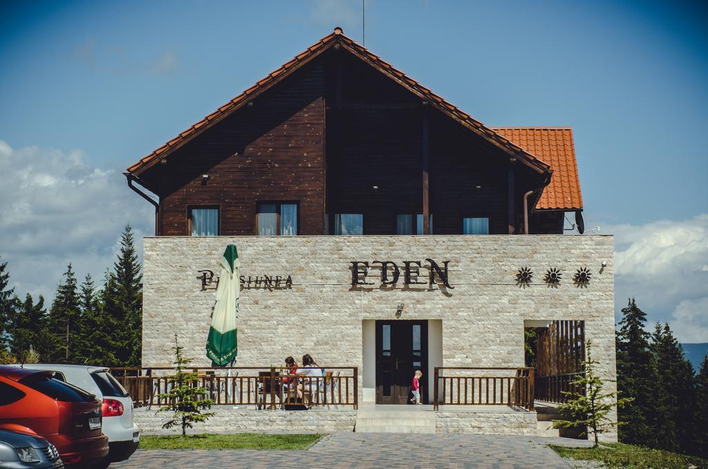 Pensiunea Agroturistica Eden Piatra Fantanele Esterno foto